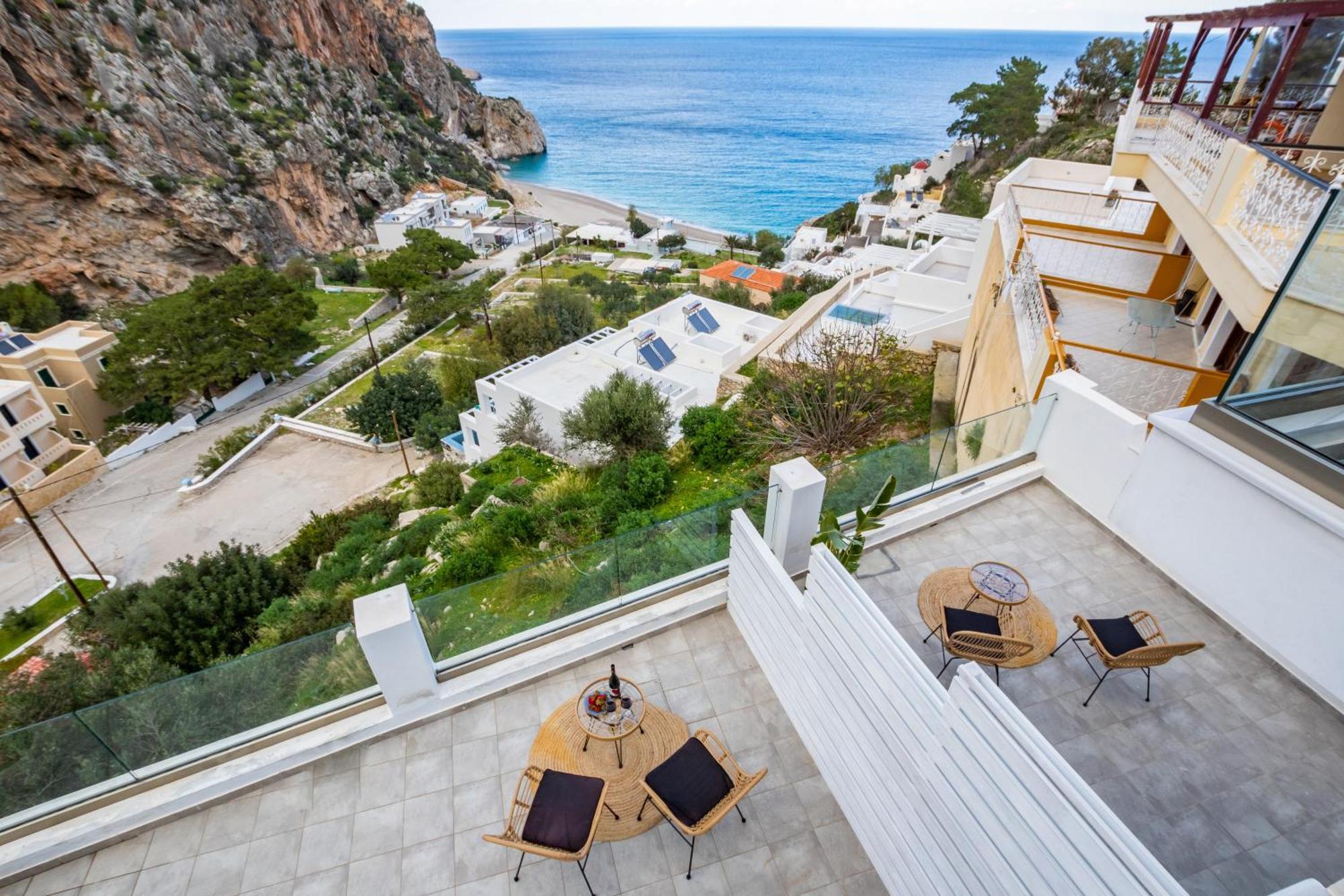 Yploui Suites 카르파토스 외부 사진