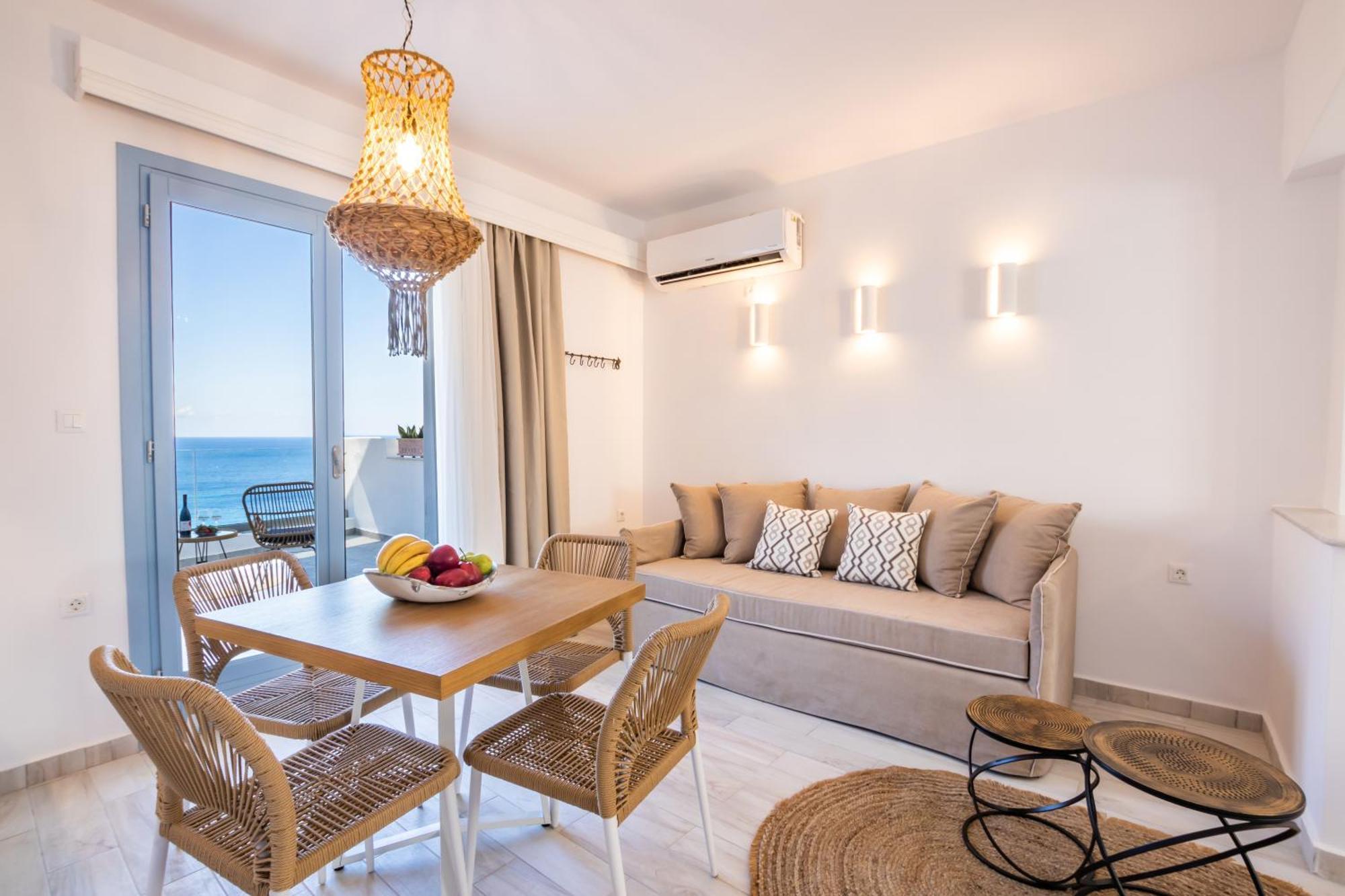 Yploui Suites 카르파토스 외부 사진
