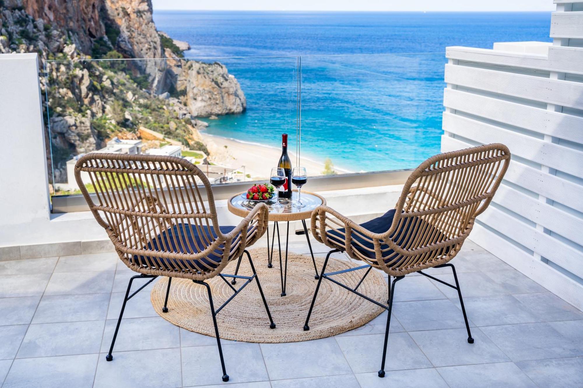 Yploui Suites 카르파토스 외부 사진