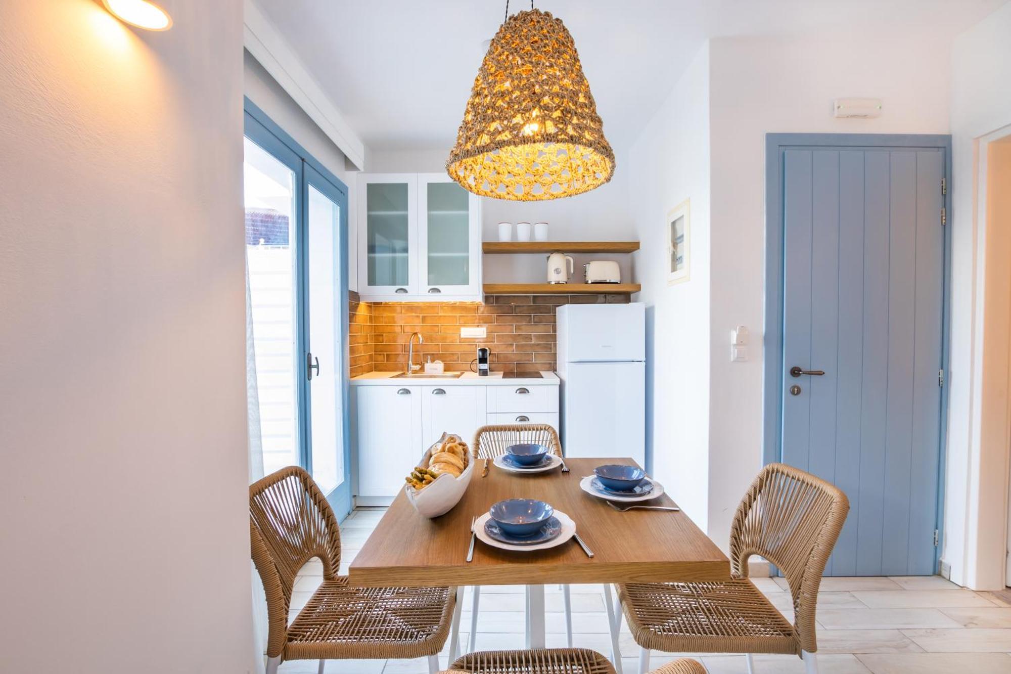 Yploui Suites 카르파토스 외부 사진